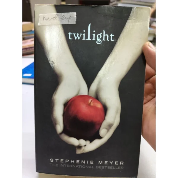 my-11134207-820l8-mkf4eb898idj87.webp English Novel Preloved A
